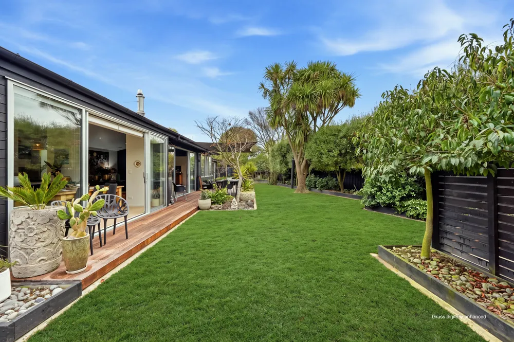 Photos of 9 Hadlow Place