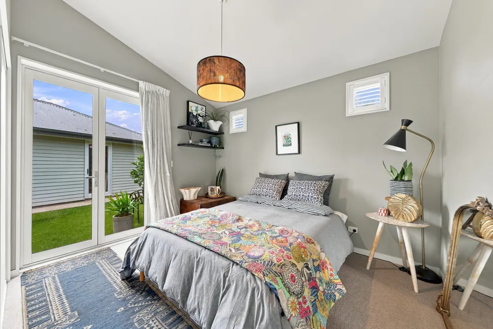 Photos of 9 Hadlow Place