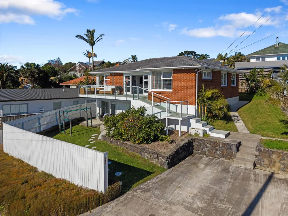 Photos of 11A Queenstown Road