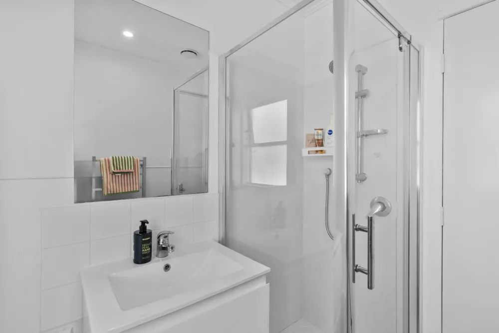 Photos of 11A Queenstown Road