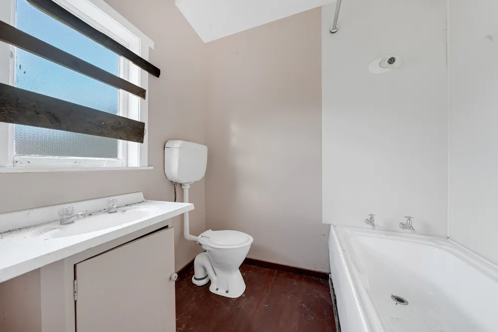 Photos of 63 Atkinson Avenue