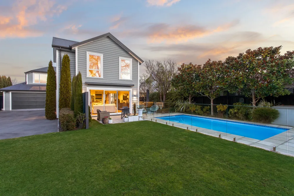 Photos of 12 Nightingale Place