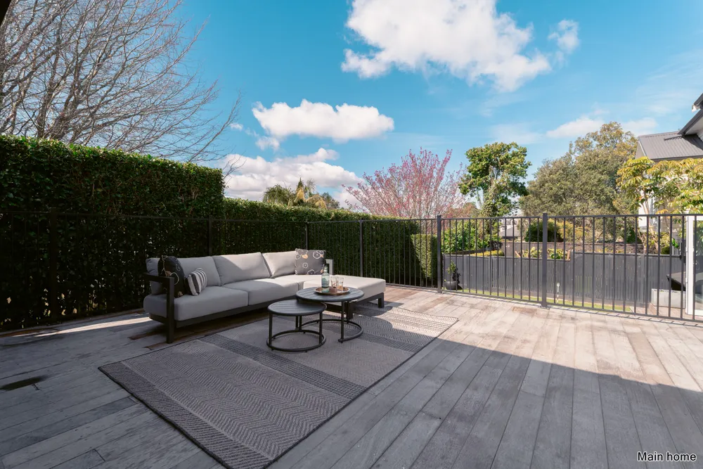 Photos of 22A Maungakiekie Avenue