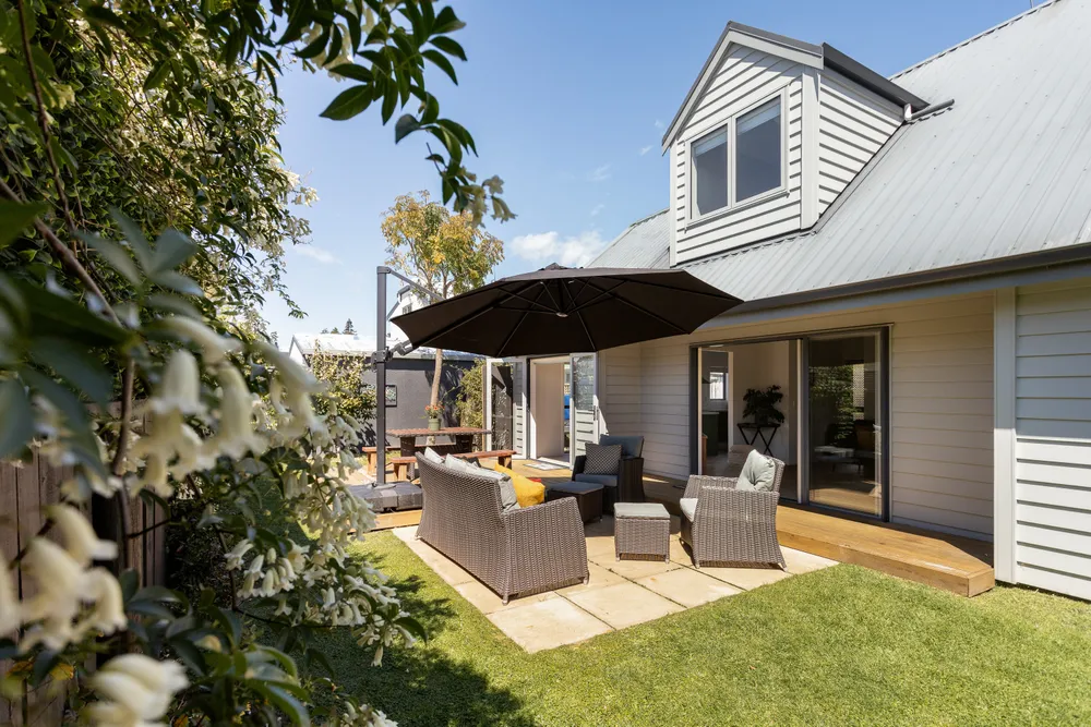 Photos of 146B Windsor Road