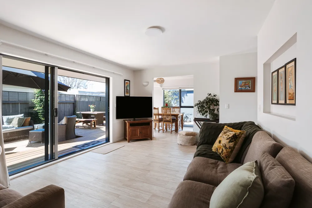 Photos of 146B Windsor Road