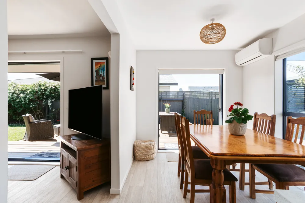 Photos of 146B Windsor Road
