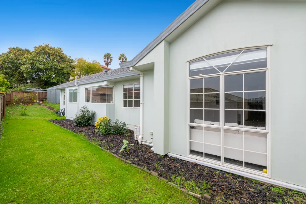 Photos of 17 Godwin Court