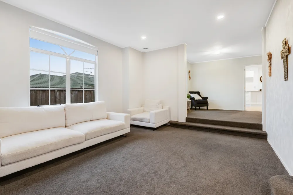 Photos of 17 Godwin Court