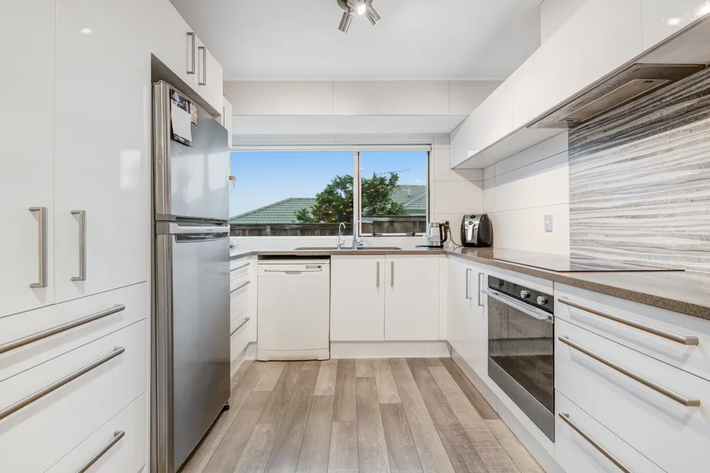 Photos of 17 Godwin Court