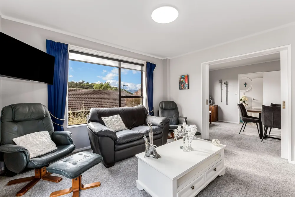 Photos of 85 Ayton Drive
