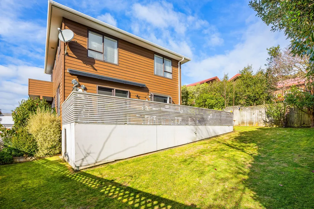 Photos of 85 Ayton Drive