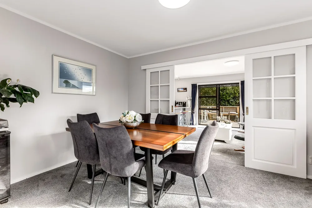 Photos of 85 Ayton Drive