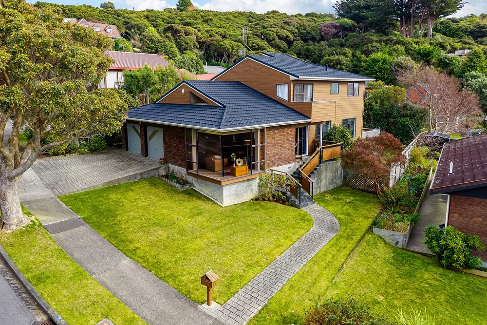 Photos of 85 Ayton Drive