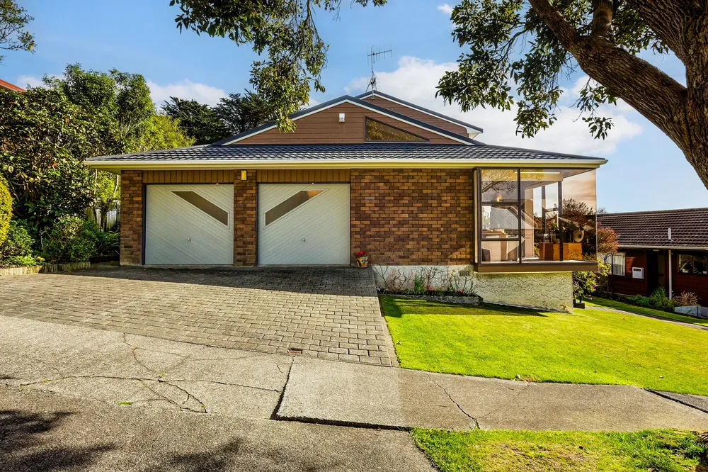 Photos of 85 Ayton Drive