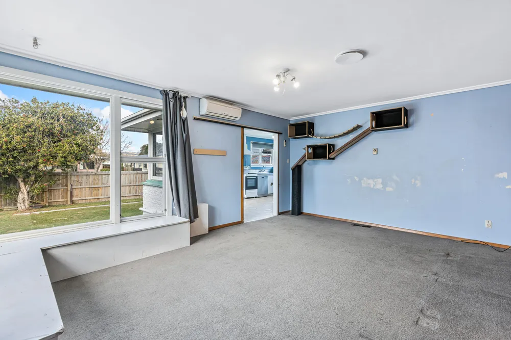 Photos of 55 Stanton Crescent