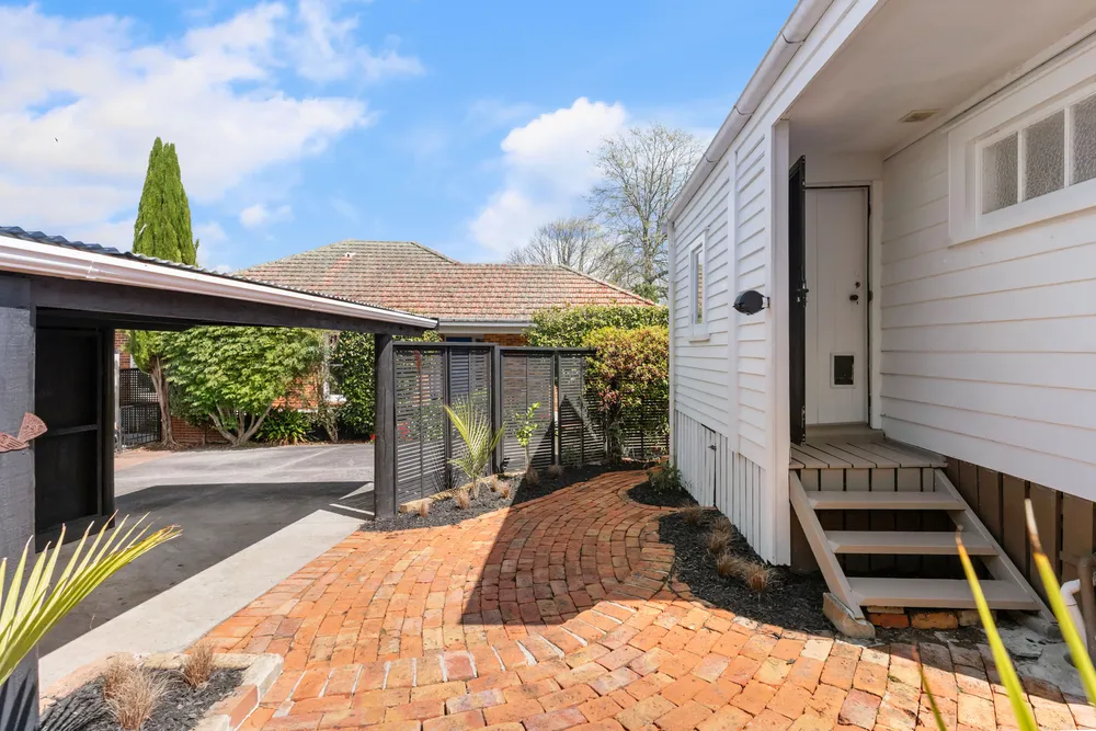 Photos of 18 Wolseley Street