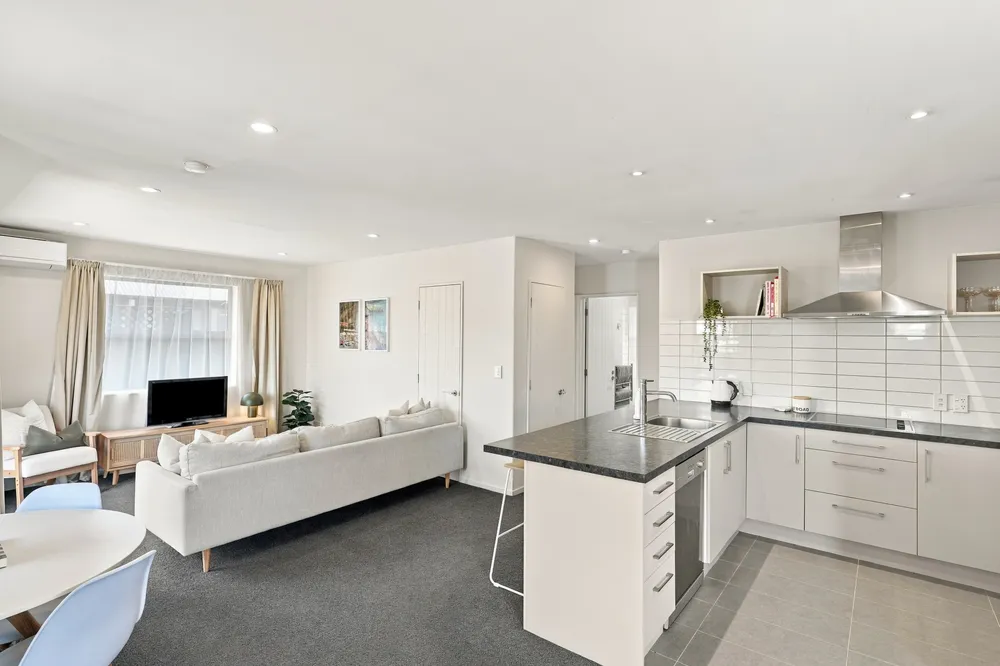 Photos of 80 Trafalgar Street