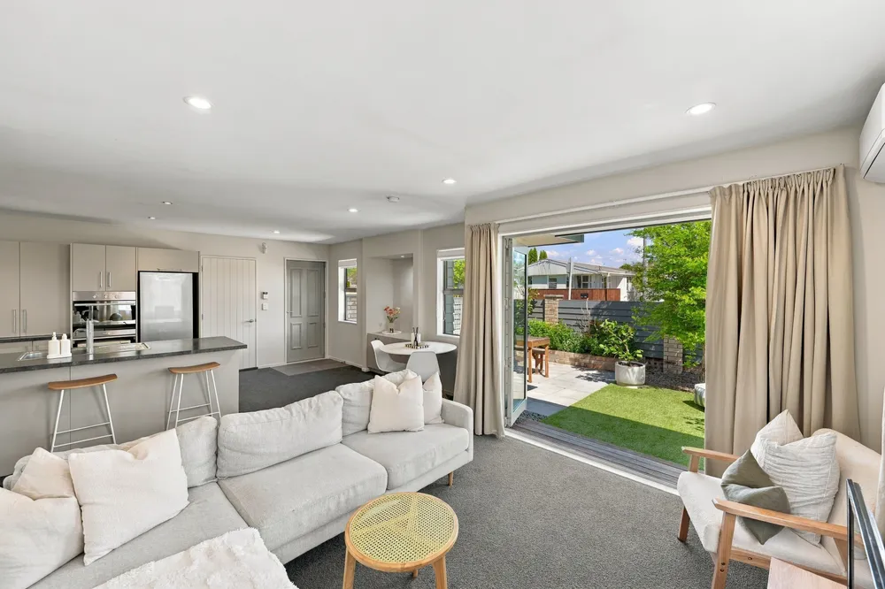 Photos of 80 Trafalgar Street