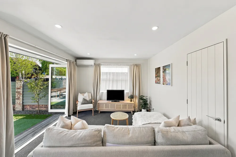Photos of 80 Trafalgar Street