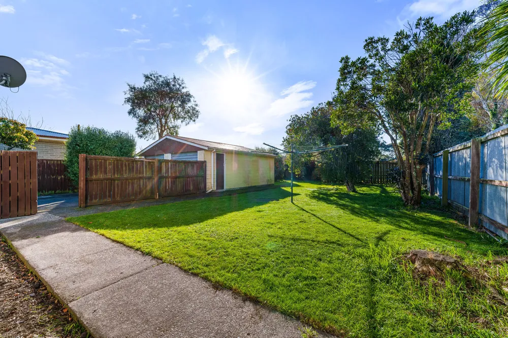 Photos of 160 Hendersons Road