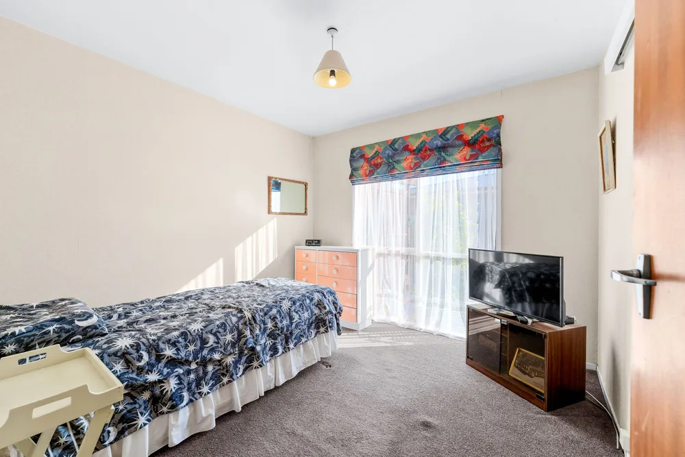 Photos of 160 Hendersons Road