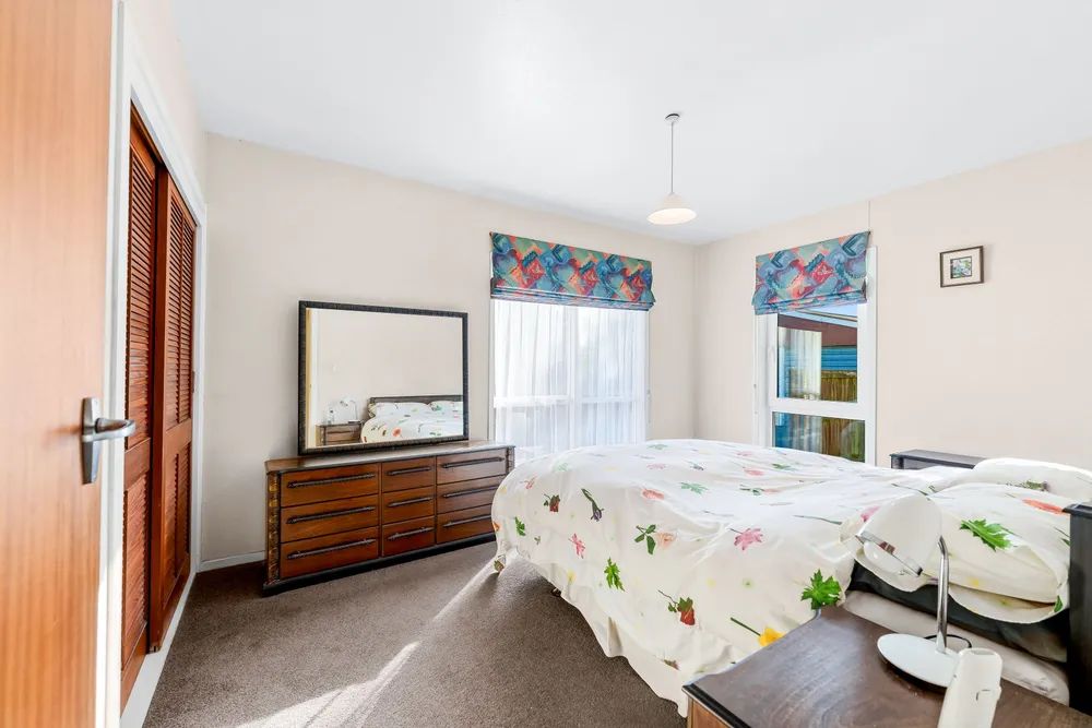 Photos of 160 Hendersons Road