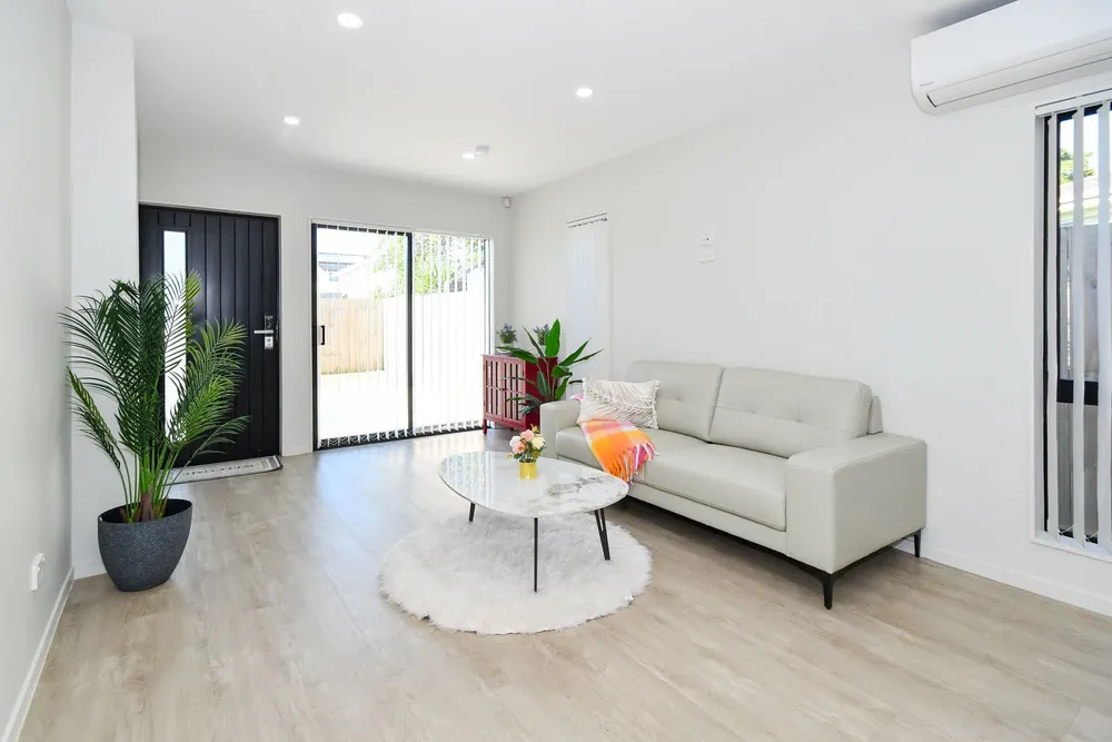 Photos of 9D Garth Place