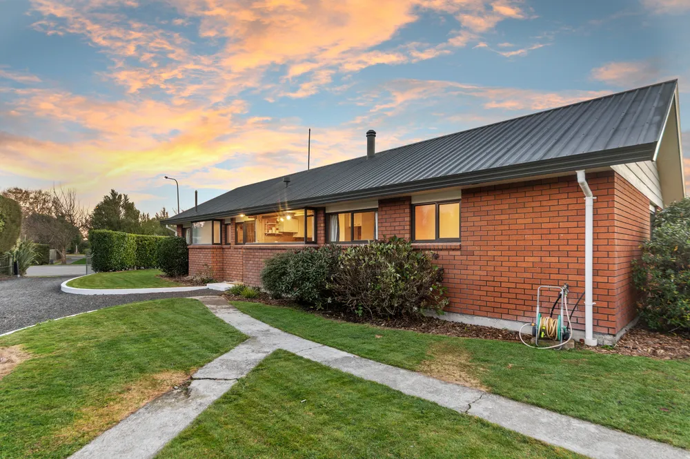Photos of 7 De Renzie Place
