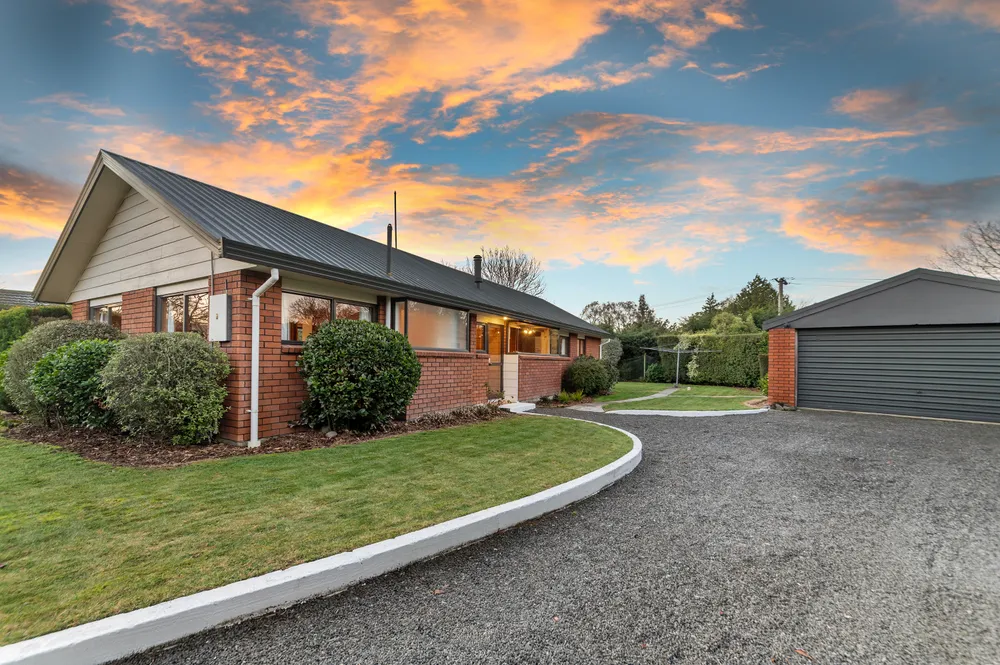 Photos of 7 De Renzie Place