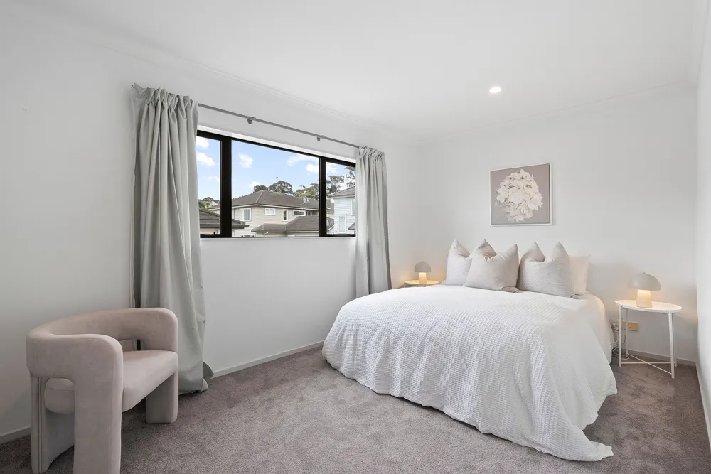 Photos of 4 Singleton Avenue