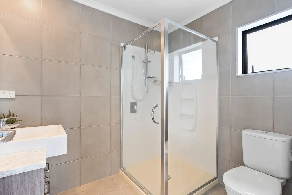 Photos of 4 Singleton Avenue