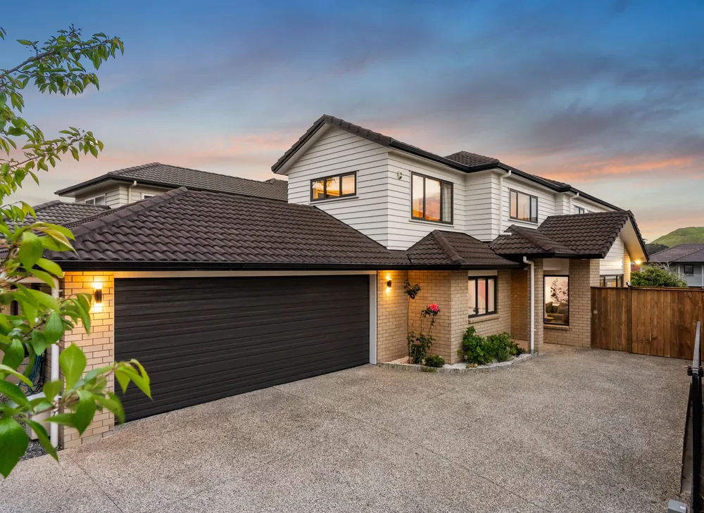 Photos of 4 Singleton Avenue