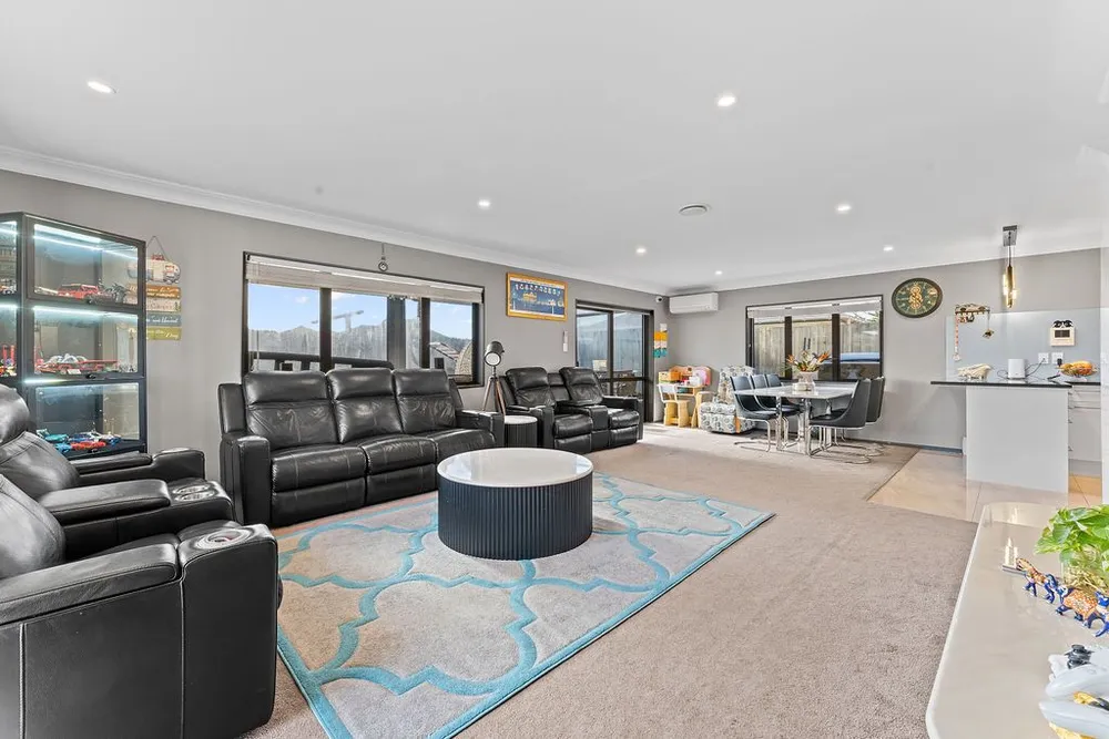 Photos of 25A Allenby Road