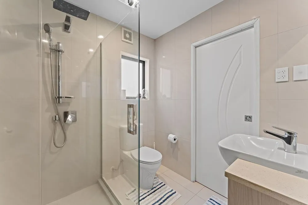 Photos of 25A Allenby Road