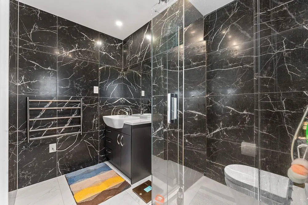 Photos of 25A Allenby Road