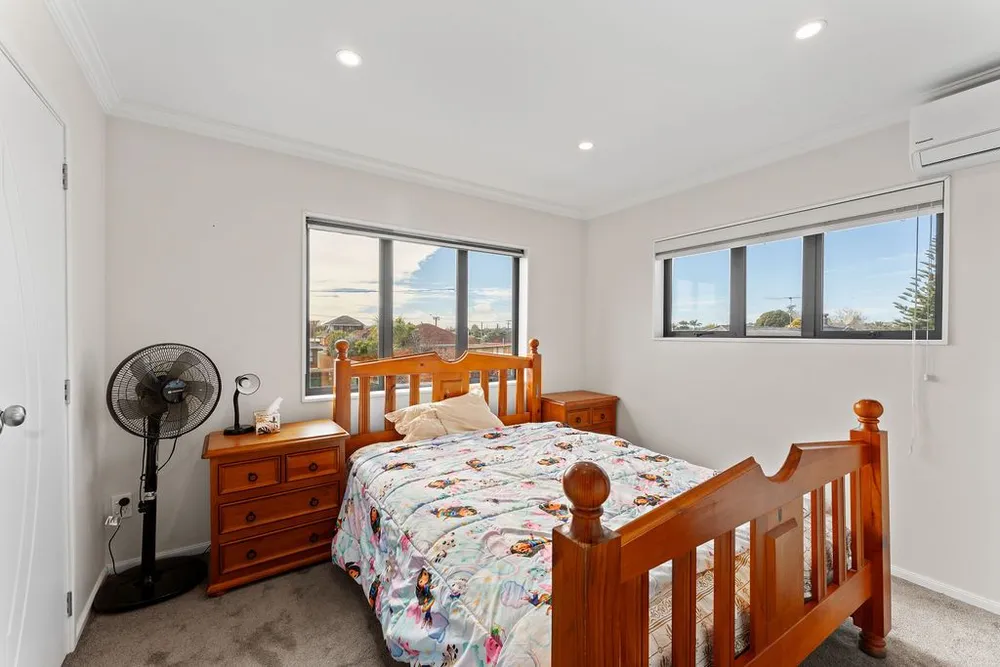 Photos of 25A Allenby Road