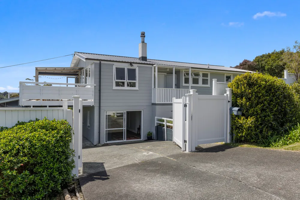 Photos of 15 Palmer Street