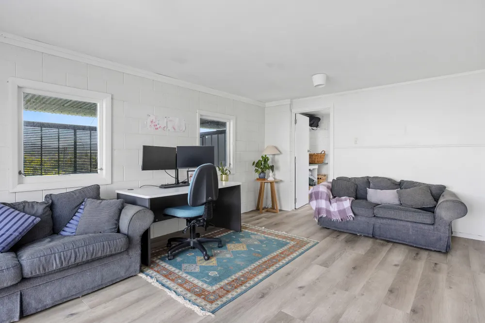 Photos of 15 Palmer Street