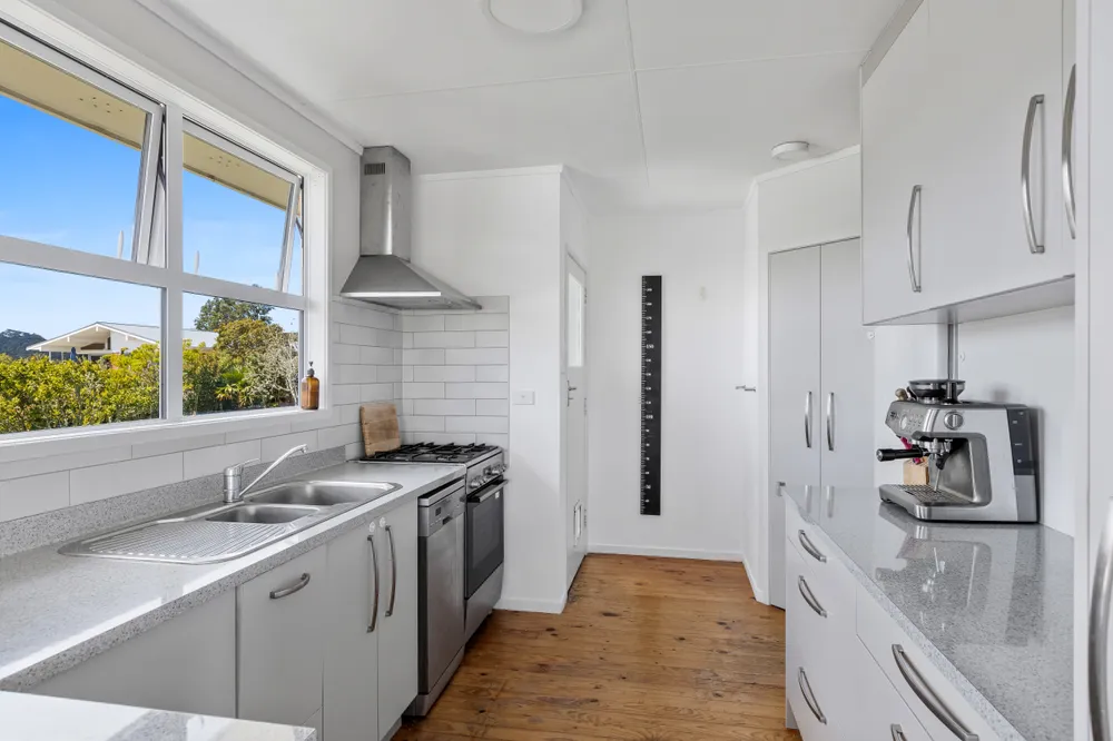 Photos of 15 Palmer Street
