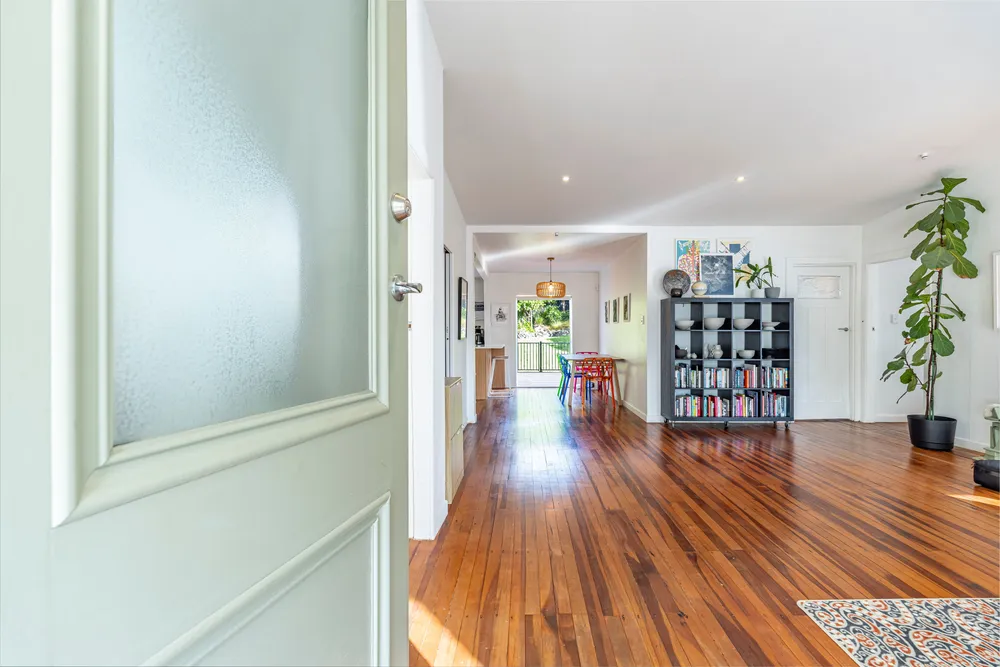 Photos of 42 Third Avenue