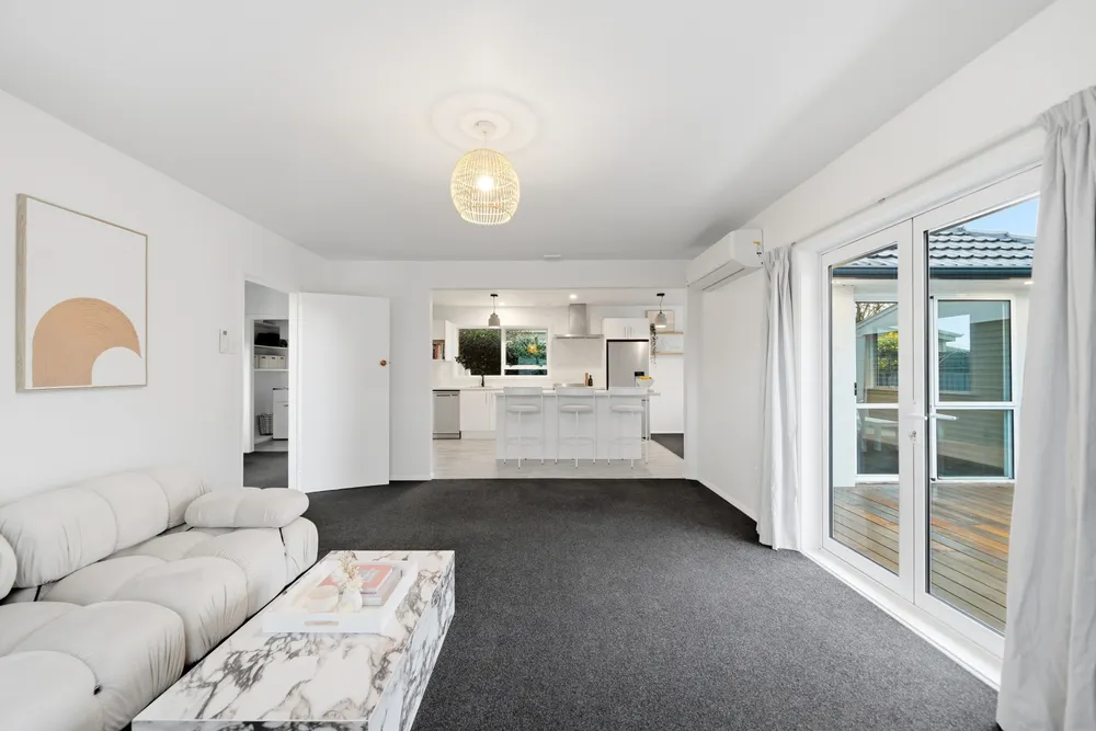 Photos of 115 Sawyers Arms Road