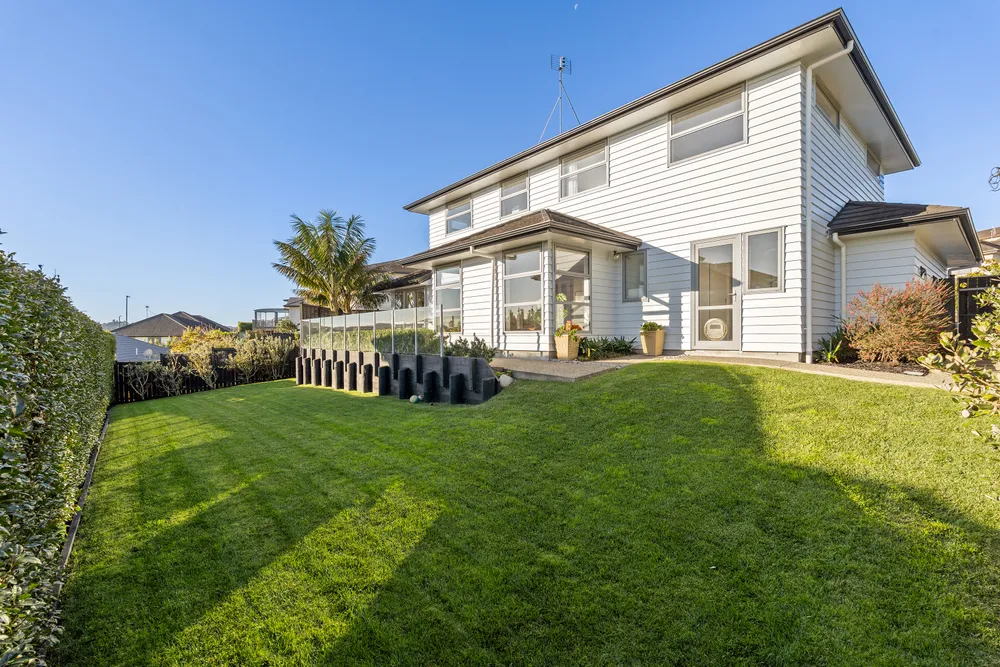 Photos of 12 Arbors Track