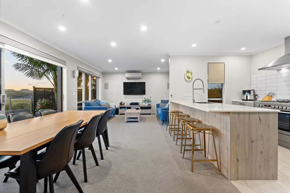 Photos of 12 Arbors Track