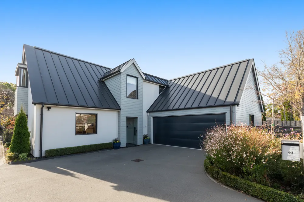 Photos of 44A Kotare Street
