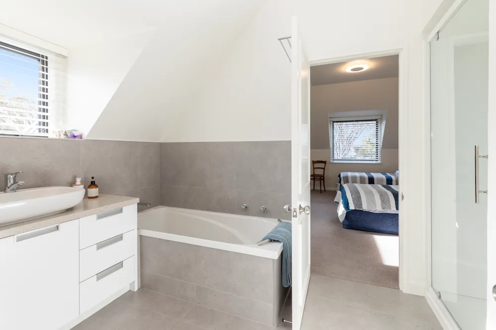 Photos of 44A Kotare Street