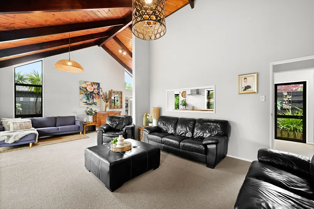 Photos of 9 Masons Avenue