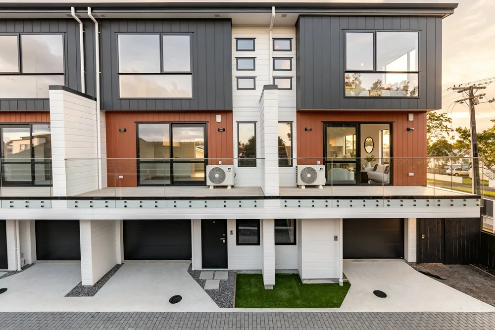 Photos of 36 Oakley Avenue