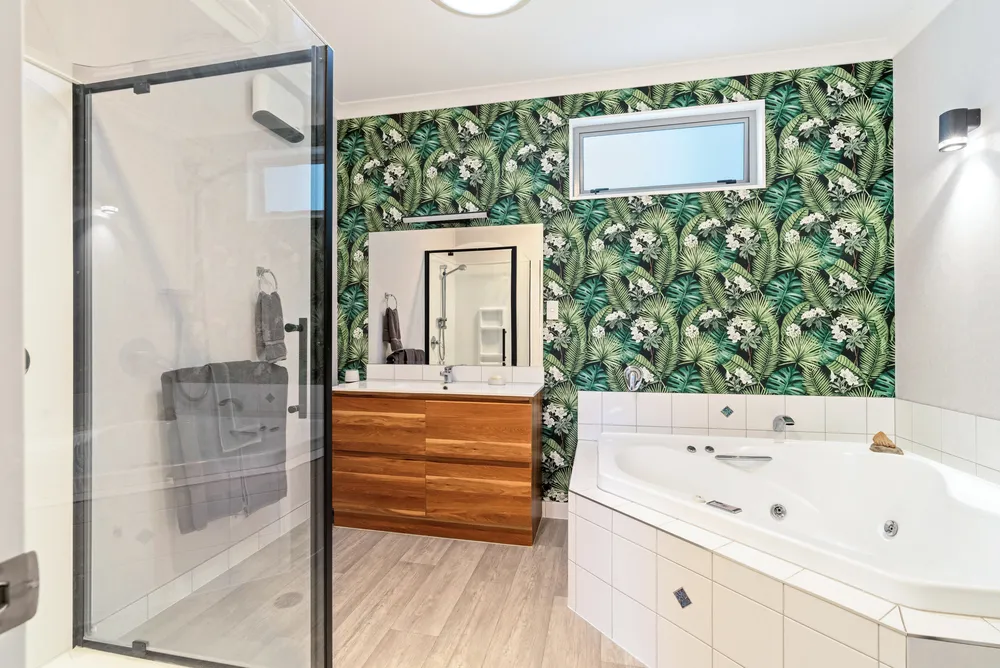 Photos of 8 Warren Street