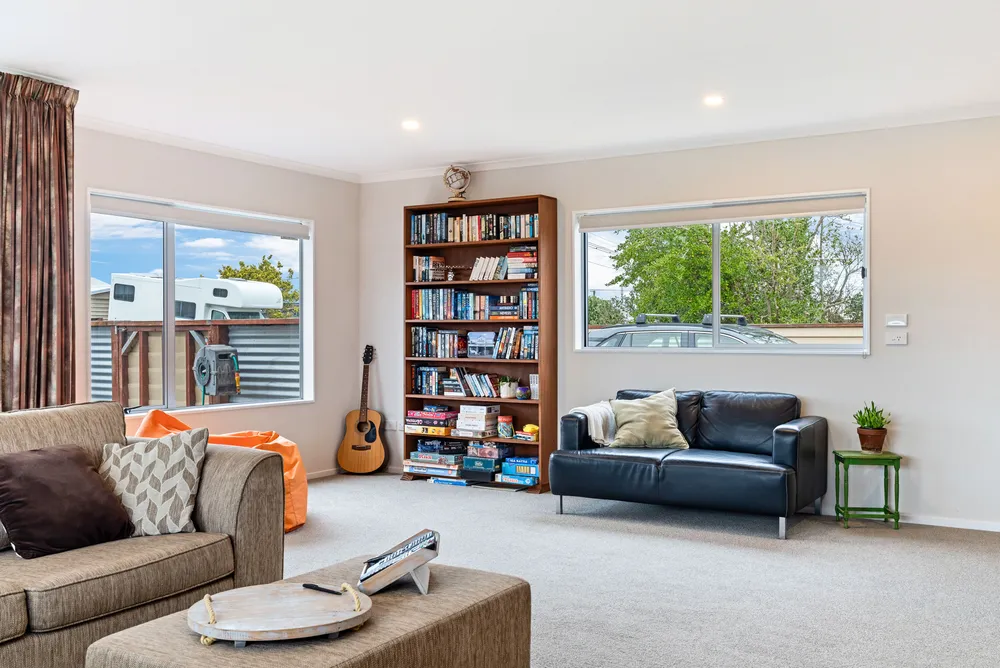 Photos of 8 Warren Street