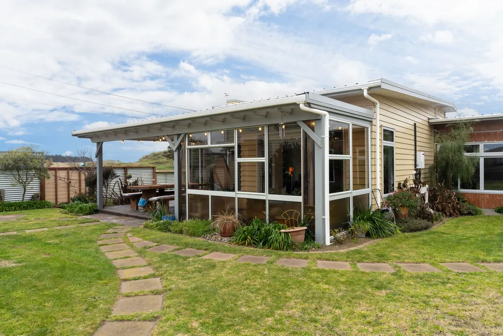 Photos of 8 Warren Street